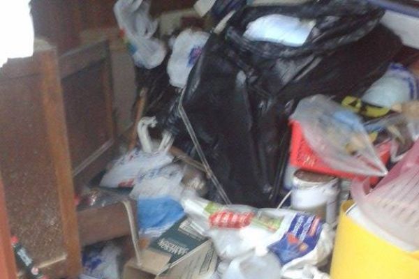 pencoed-property-clearance-1A88EE326-9A9B-BEA1-948C-6915DE3445F5.jpg