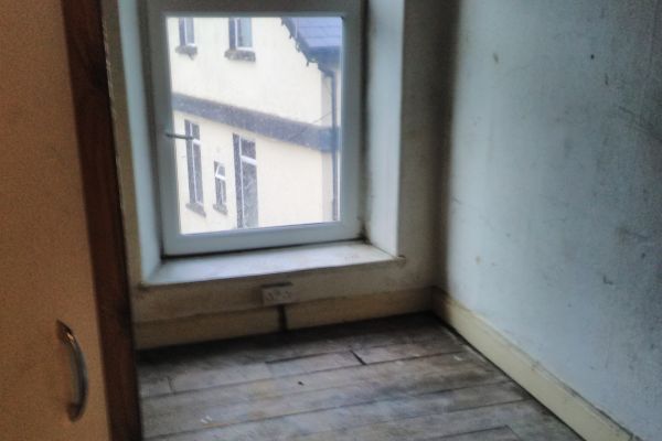 house-clearance-cardiff-22EB26D4DE-2550-2044-8115-8D4064616346.jpg