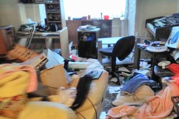 house-clearance-cardiff-47624C383-2325-7B09-000E-A25E6729E67A.jpg