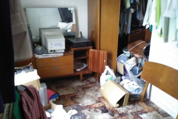 house-clearance-cardiff-5DCA76C93-A1BF-8C4A-5AA0-A9D3F9BECC6F.jpg