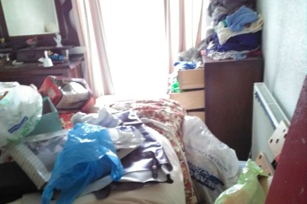 house-clearance-cardiff-9E40C8916-DF3D-2913-8620-A19F00477FEA.jpg